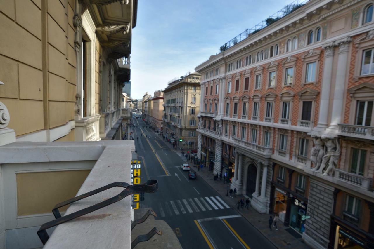 Check-Inn Rooms Genova Centro Exteriör bild